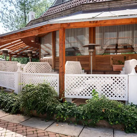 Inn Bagoly Fogado 2*