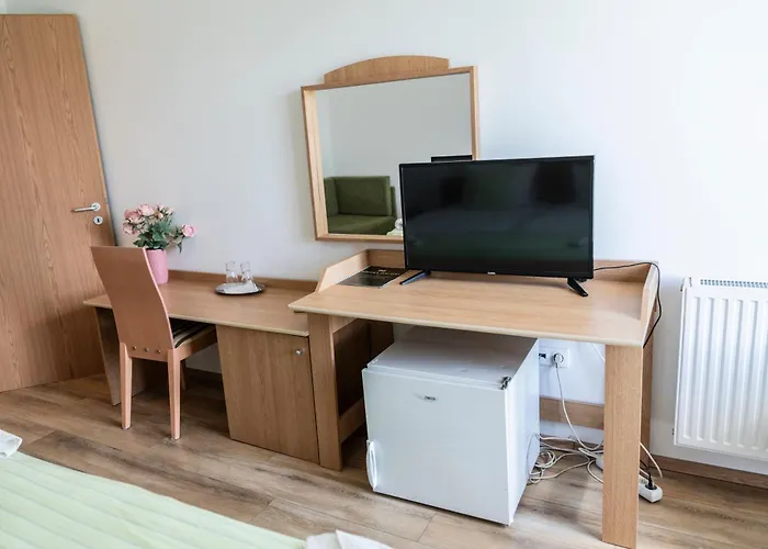 Bagoly Fogado Inn 2*