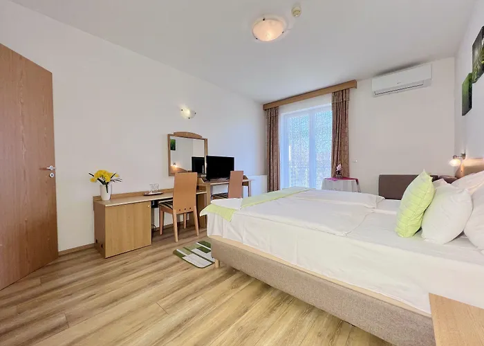 Bagoly Fogado Inn 2*