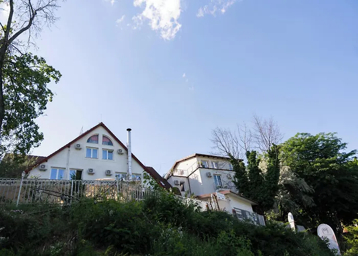 Bagoly Fogado Inn 2*