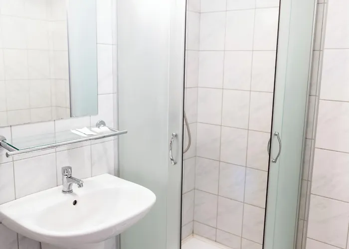 Bagoly Fogado Inn 2*